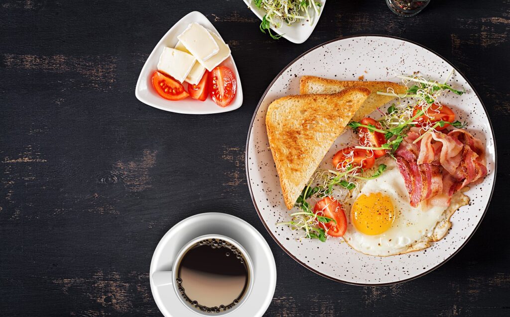 breakfast, toast, eggs-7107438.jpg